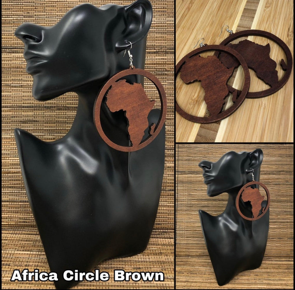 Africa map wooden earrings.