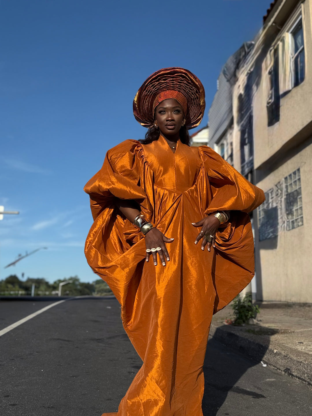 Luxe premium taffeta rich auntie bubu gown.