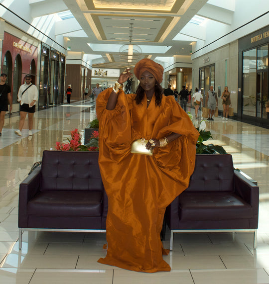 Luxe premium taffeta rich auntie bubu gown.