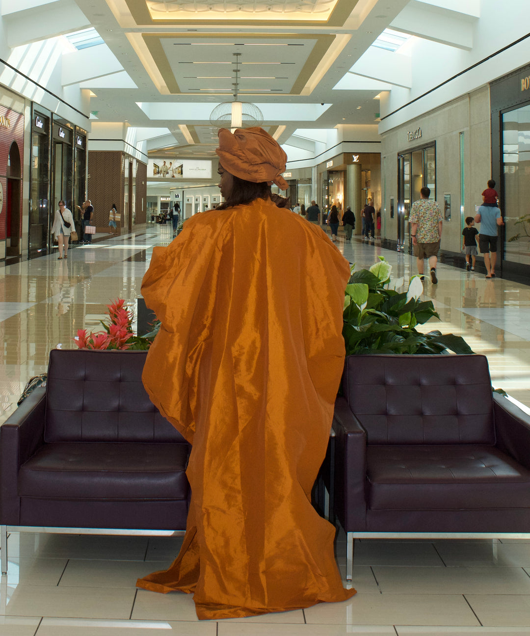 Luxe premium taffeta rich auntie bubu gown.